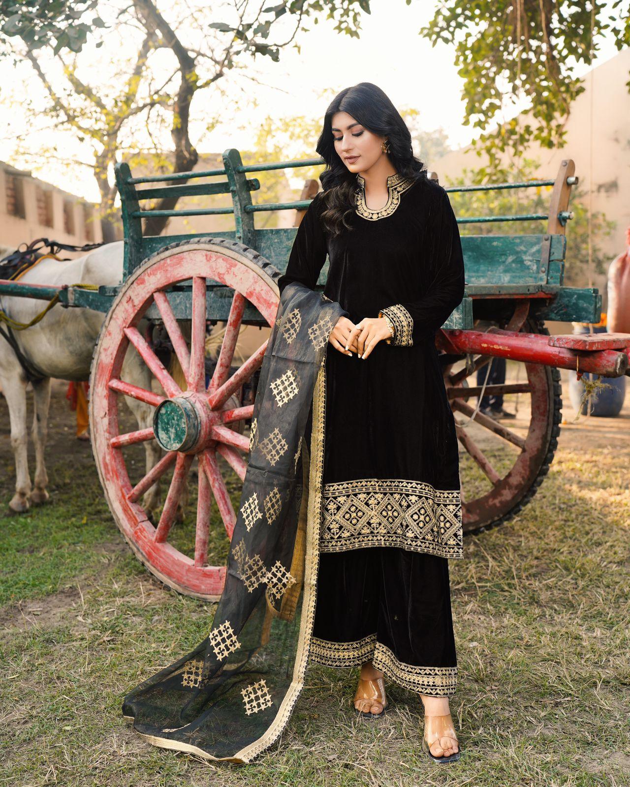 Black Haseena Velvet 3pc