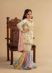 Evania Mini