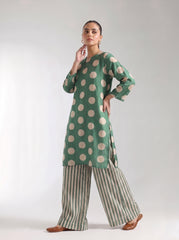 Dots & Stripes