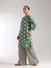Dots & Stripes