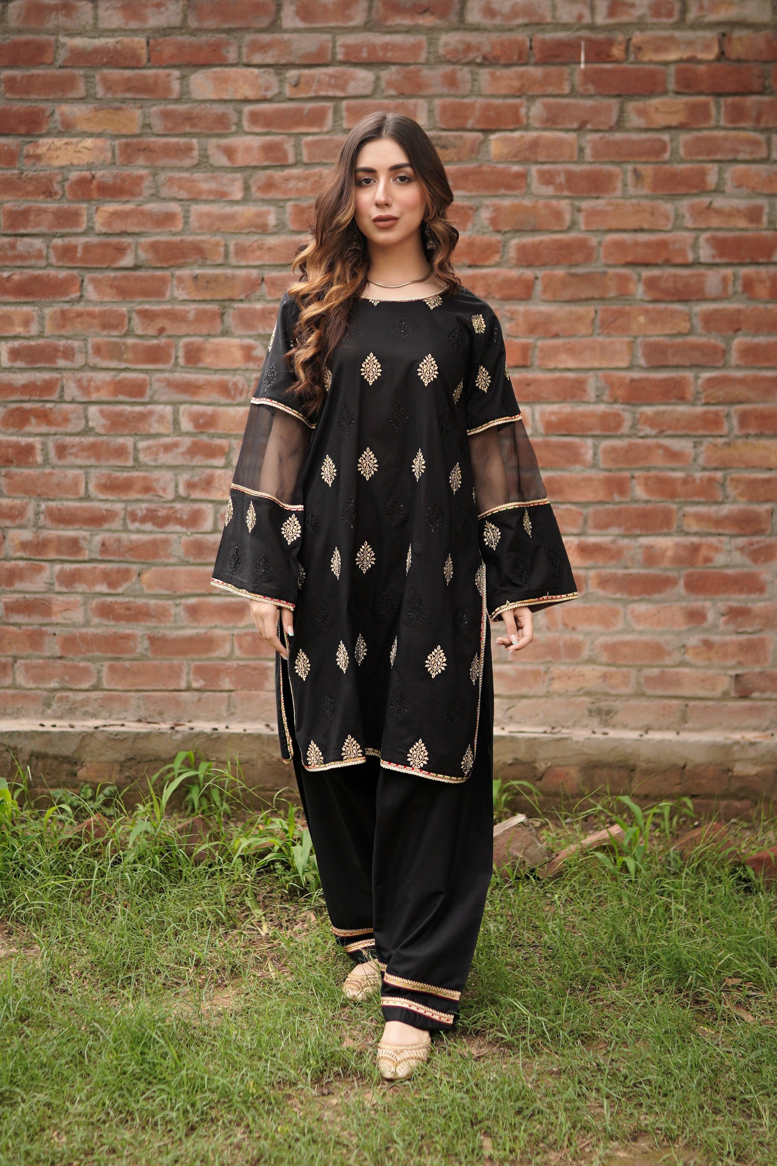 Buy Black Pakistani Maxi Dress - Afrozeh La Fuchsia Formals 23 - Ebony –  Empress Clothing
